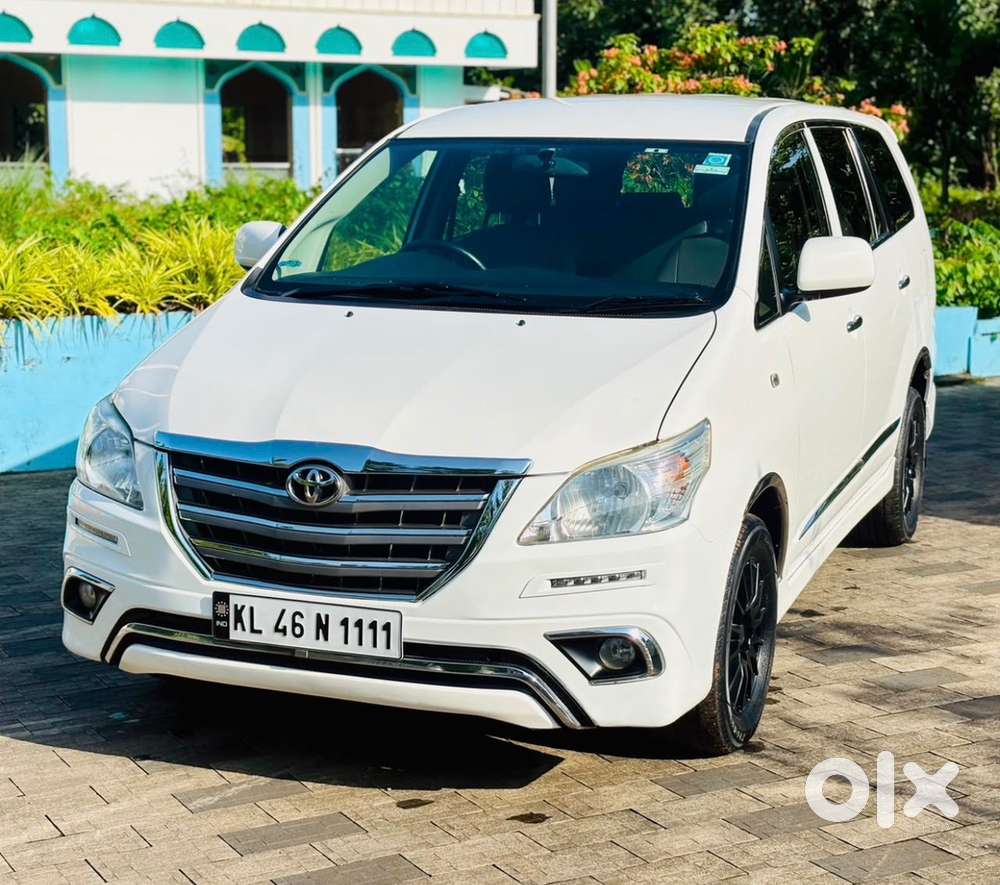 Toyota Innova 2016 Model