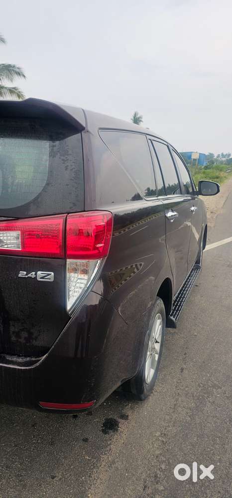 Toyota Innova Crysta