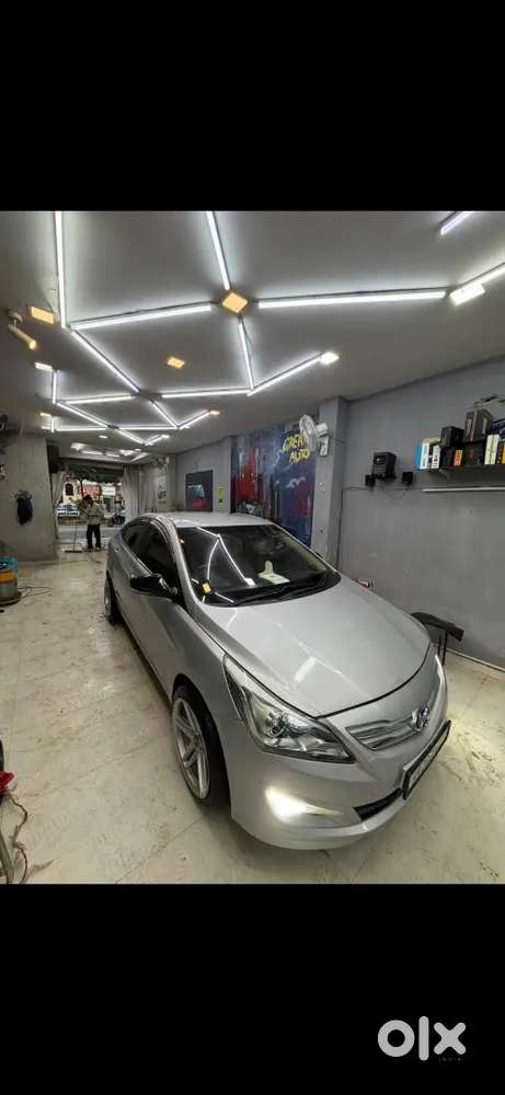 Hyundai Fluidic Verna 2015 Cng & Petrol  82145 Km Driven Neatandclean
