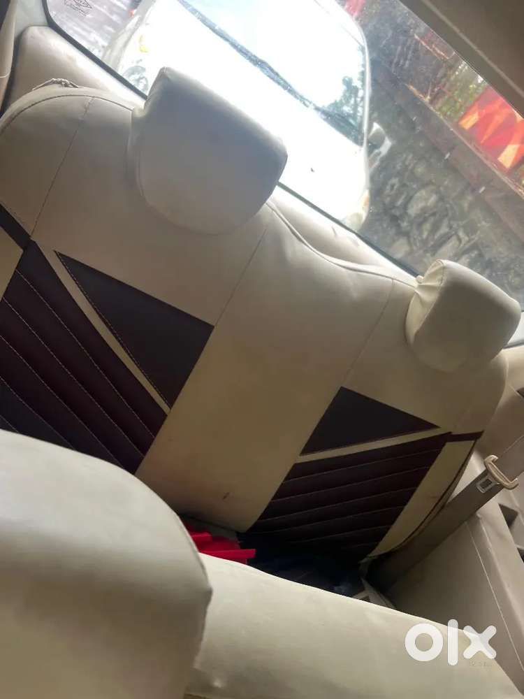 Maruti Suzuki Ertiga 2012