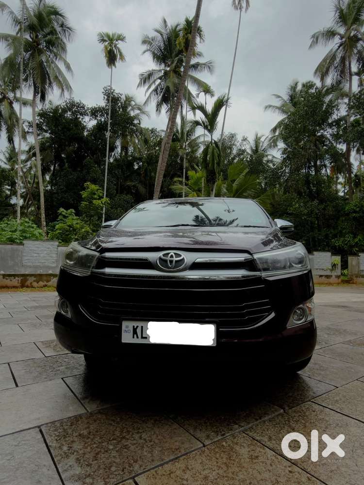 Toyota Innova Crysta 2.8z Automatic, 2017, Diesel