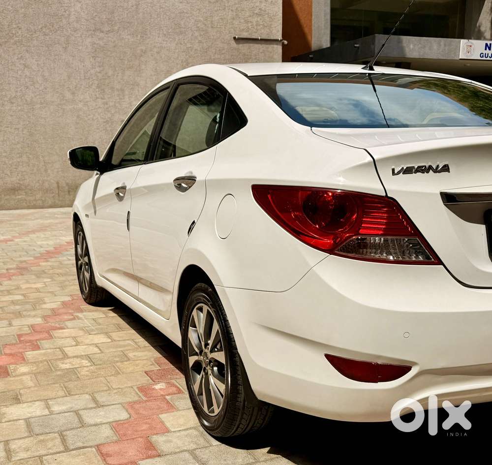 Hyundai Verna 1.6 Sx (o) Crdi At, 2013, Diesel