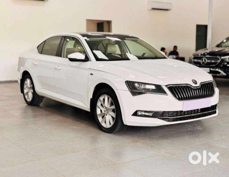 Skoda Superb 2.0 L&k Tsi At, 2017, Petrol