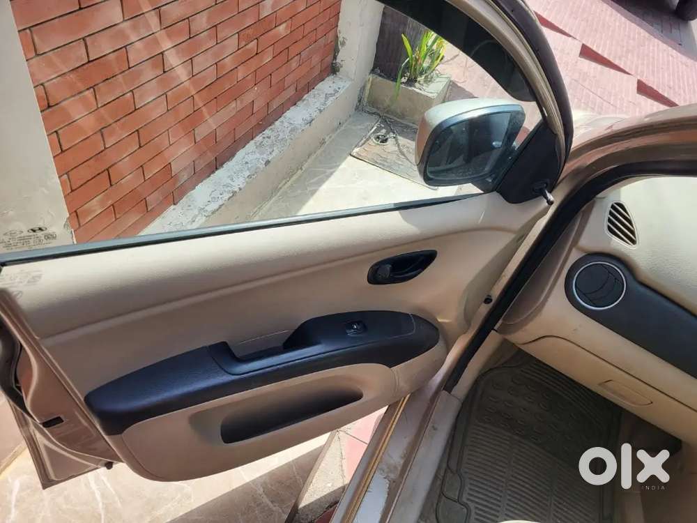 Hyundai I10 2009 Petrol 70000 Km Driven