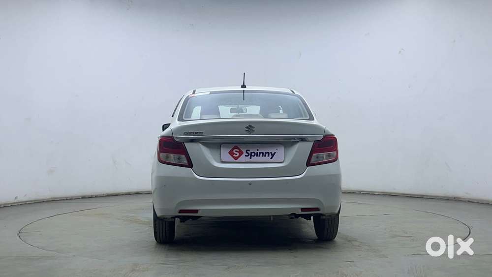 Maruti Suzuki Dzire Vxi Ags, 2022, Petrol