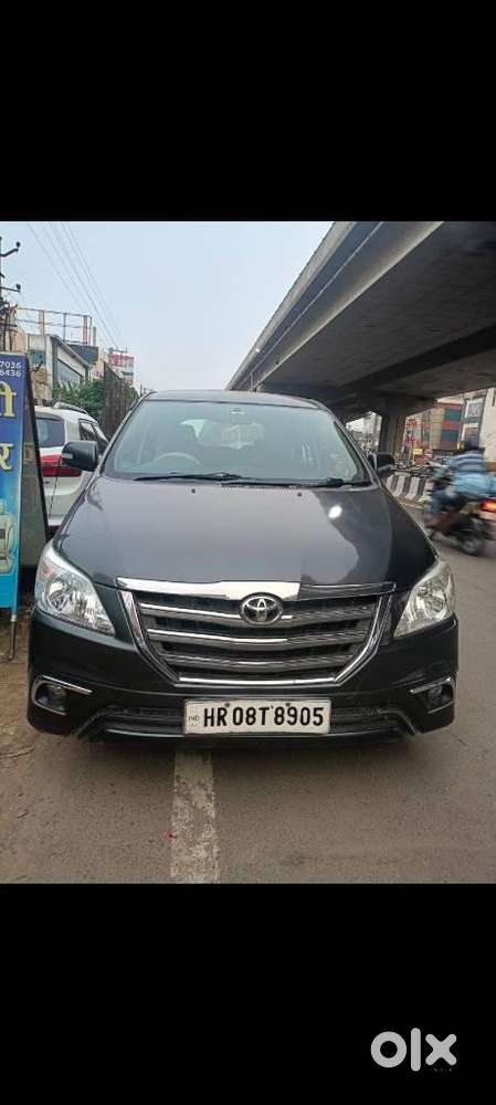 Toyota Innova 2.5 V 7 Str, 2015, Diesel