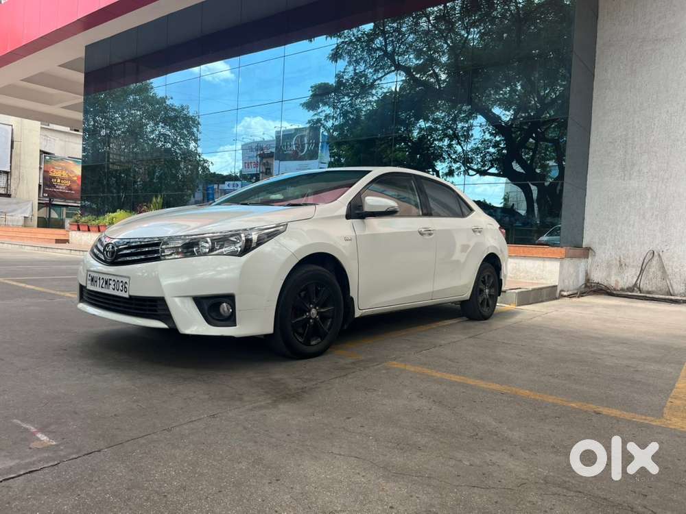 Toyota Corolla Altis Sept 2015, Cvt
