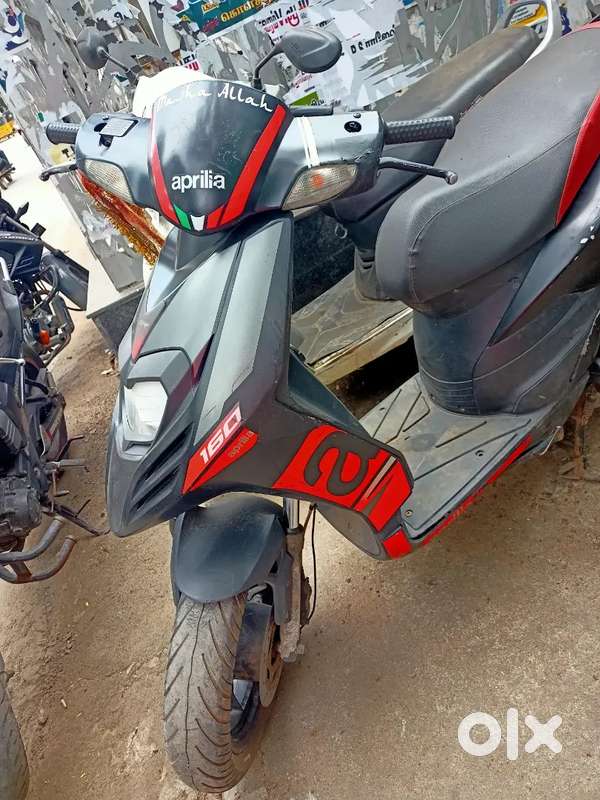 Aprilia SR 160cc second owner