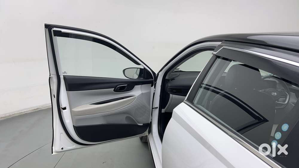 Hyundai New I20 1.2 Sportz Ivt, 2024, Petrol