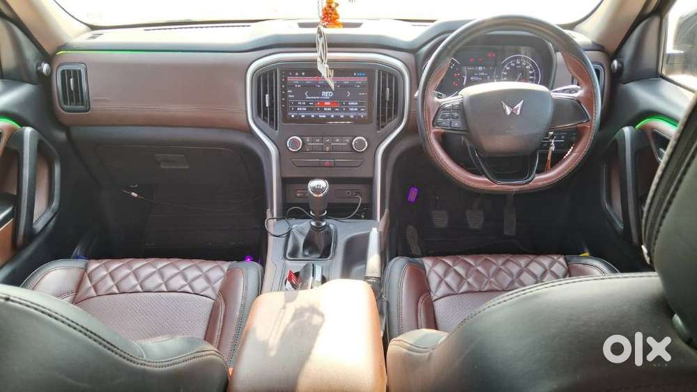 Mahindra Scorpio-n 2.0 Z2 Petrol Mt 7 Str, 2025, Petrol