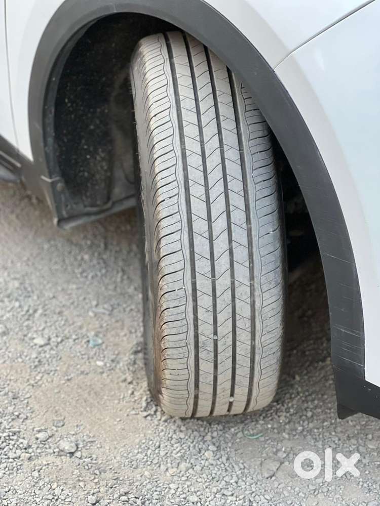 Mahindra Xuv700, 2022, Diesel