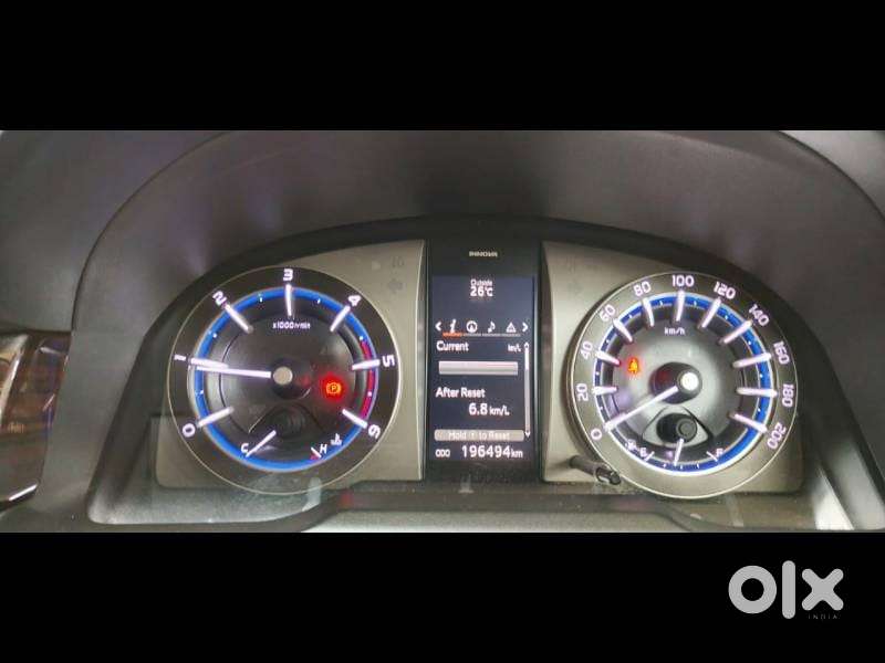 Toyota Innova Crysta Zx 2.4 Diesel 7 Seater, 2016, Diesel