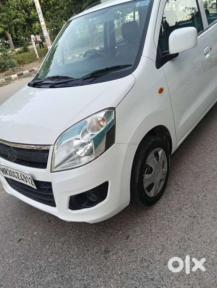 Maruti Suzuki Wagon R Vxi Amt1.2, 2016, Petrol