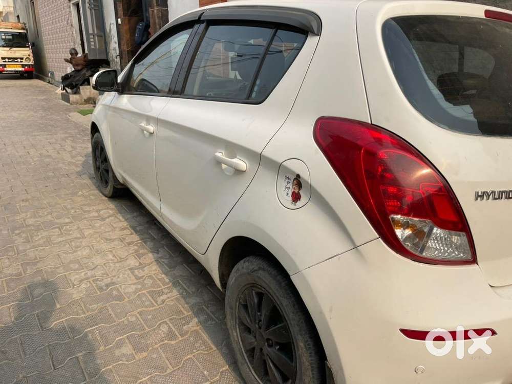 Hyundai I20 2012 Cng & Hybrids Good Condition