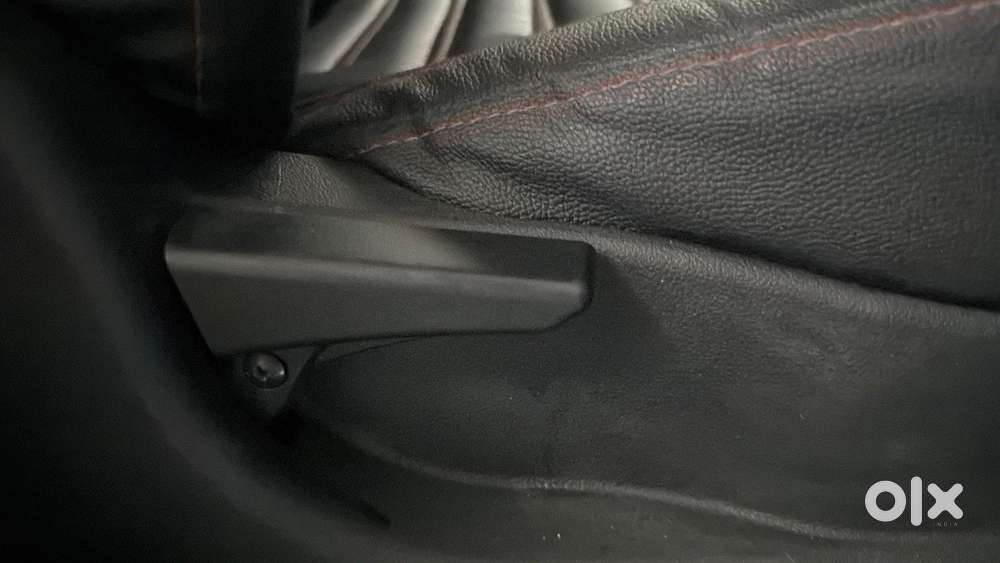 Tata Tiago 1.2 Revotron Xt, 2016, Petrol