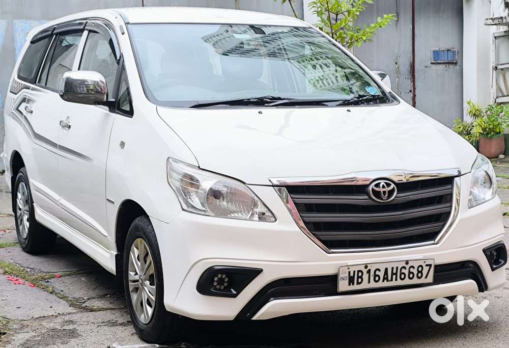 Toyota Innova 2.5 G (diesel) 8 Seater, 2014, Diesel