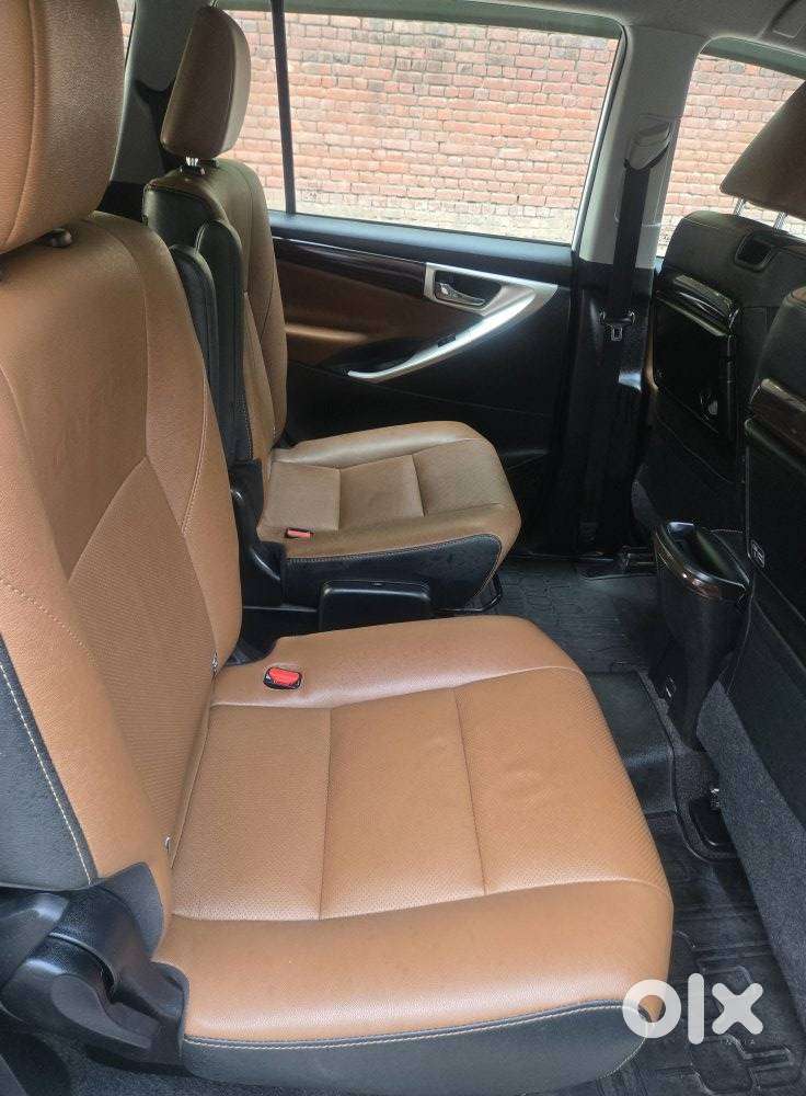 Toyota Innova Crysta Zx 2.4 Diesel 7 Seater, 2022, Diesel