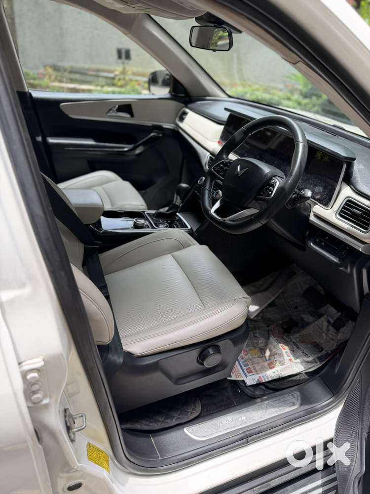Mahindra Xuv700 2.2 Ax 7 Diesel At Luxury Pack Str, 2023, Diesel
