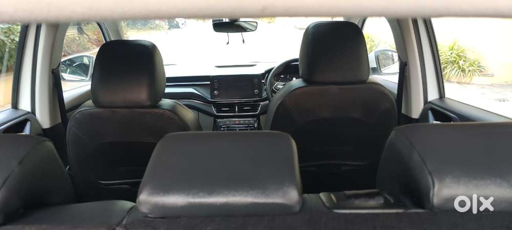 Skoda Kushaq 1.0 Tsi Style, 2023, Petrol