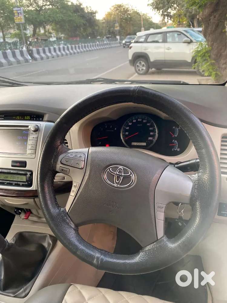 Toyota Innova 2013 Diesel Well Maintained