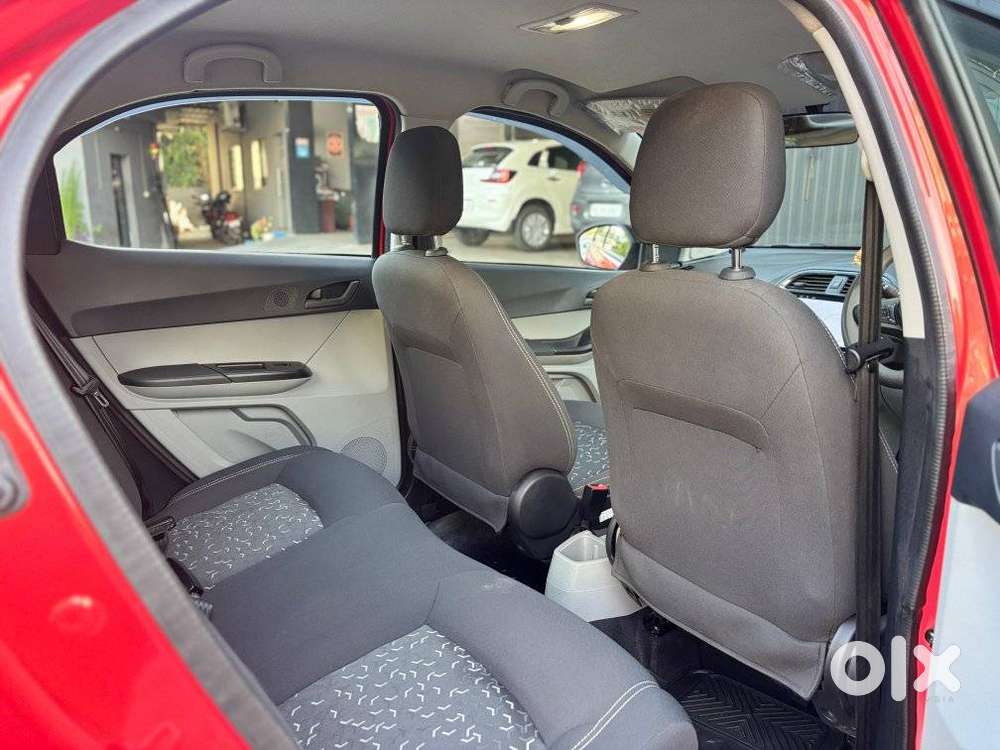 Tata Tiago 1.2 Revotron Xta, 2023, Petrol