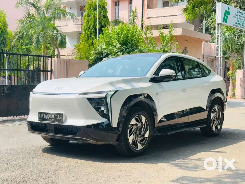 Mahindra Xev 9e Pack Two, 2025, Electric