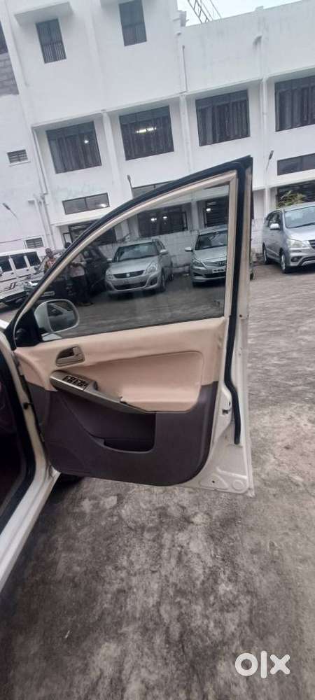 Tata Indica Vista Aura 1.3 Quadrajet (abs), 2010, Diesel