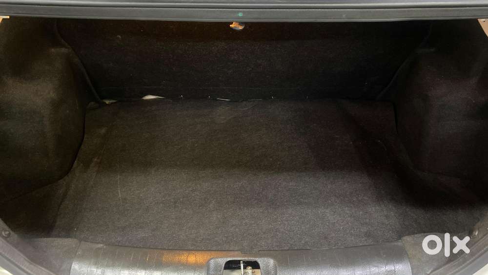 Maruti Suzuki Swift Dzire Zxi 1.2, 2016, Petrol