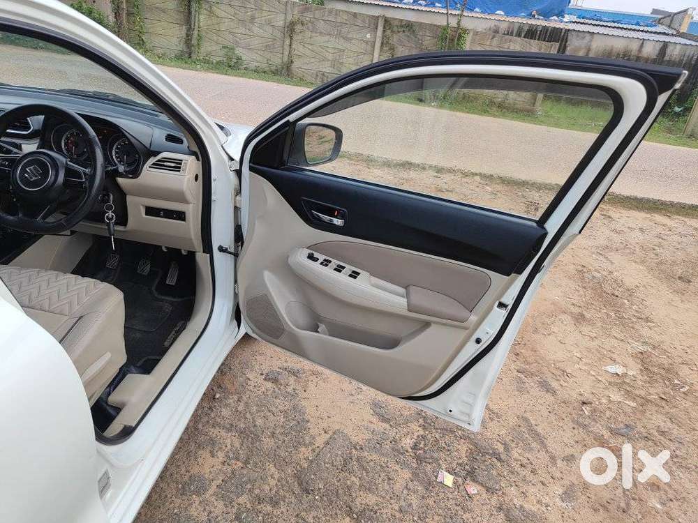 Maruti Suzuki Dzire 1.2 Vxi, 2022, Petrol