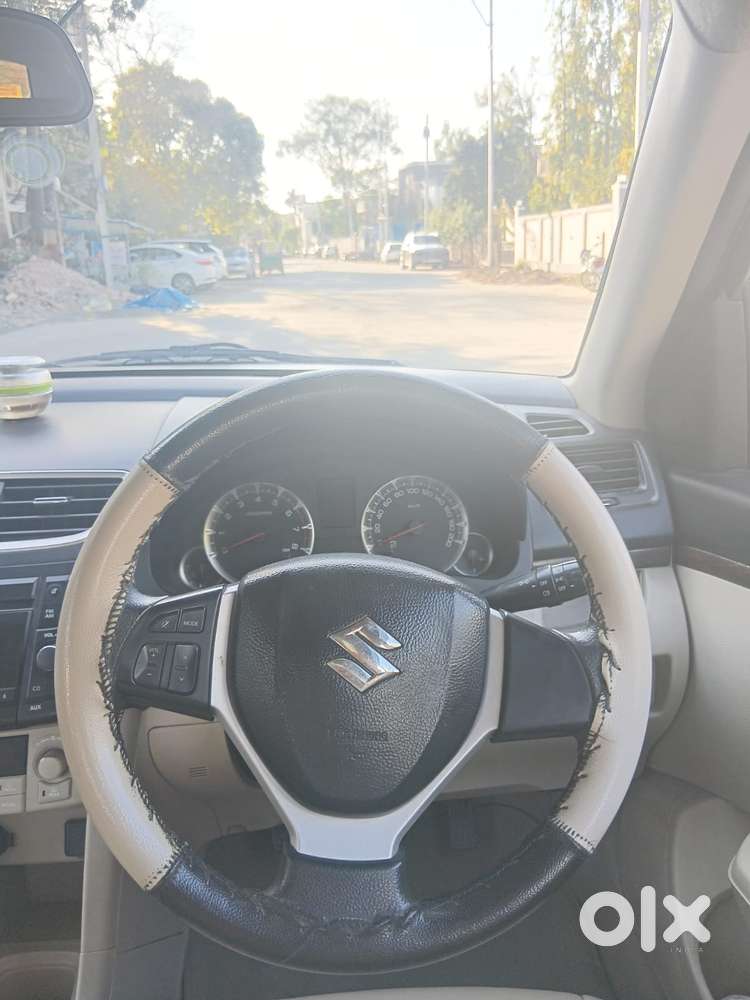 Maruti Suzuki Dzire 1.2 Zxi, 2013, Petrol