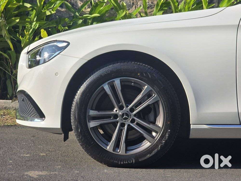 Mercedes-benz E-class E200 Lwb, 2022, Petrol