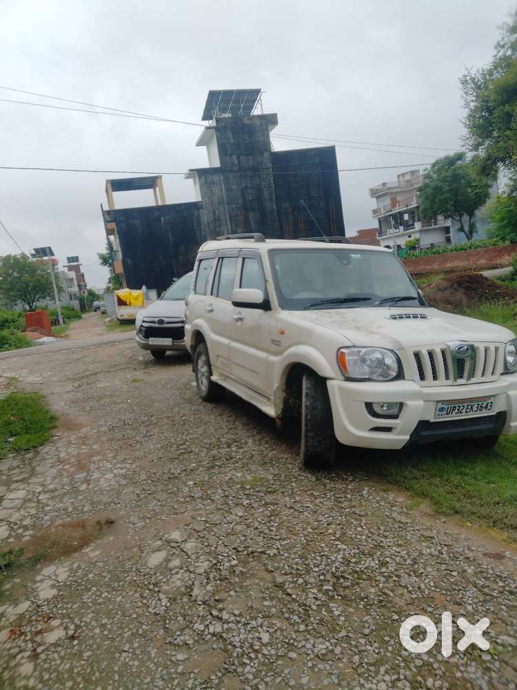 Mahindra Scorpio 2012