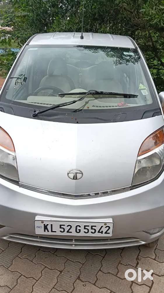 Neat And Clean Vehicle