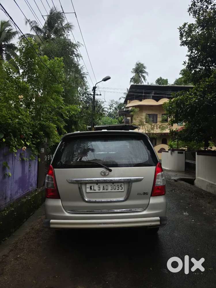 Toyota Innova 2.5 Diesel 2012