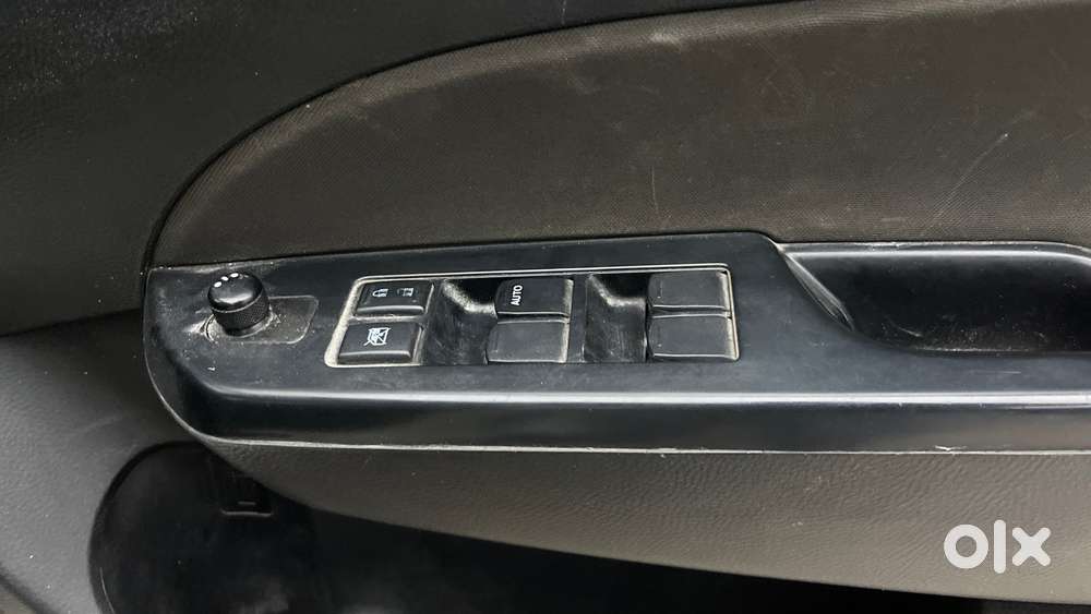 Maruti Suzuki Swift 2011-2014 Vxi, 2014, Petrol