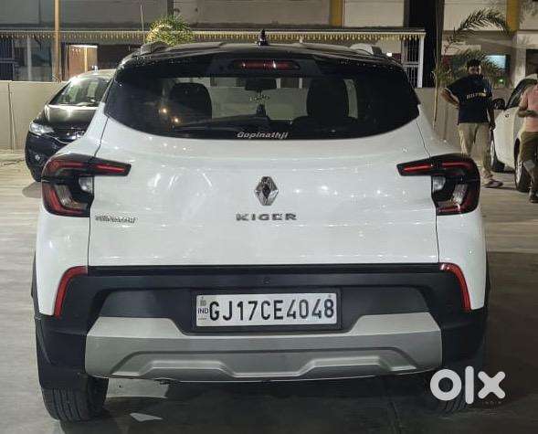 Renault Car Petrol + Cng 2023