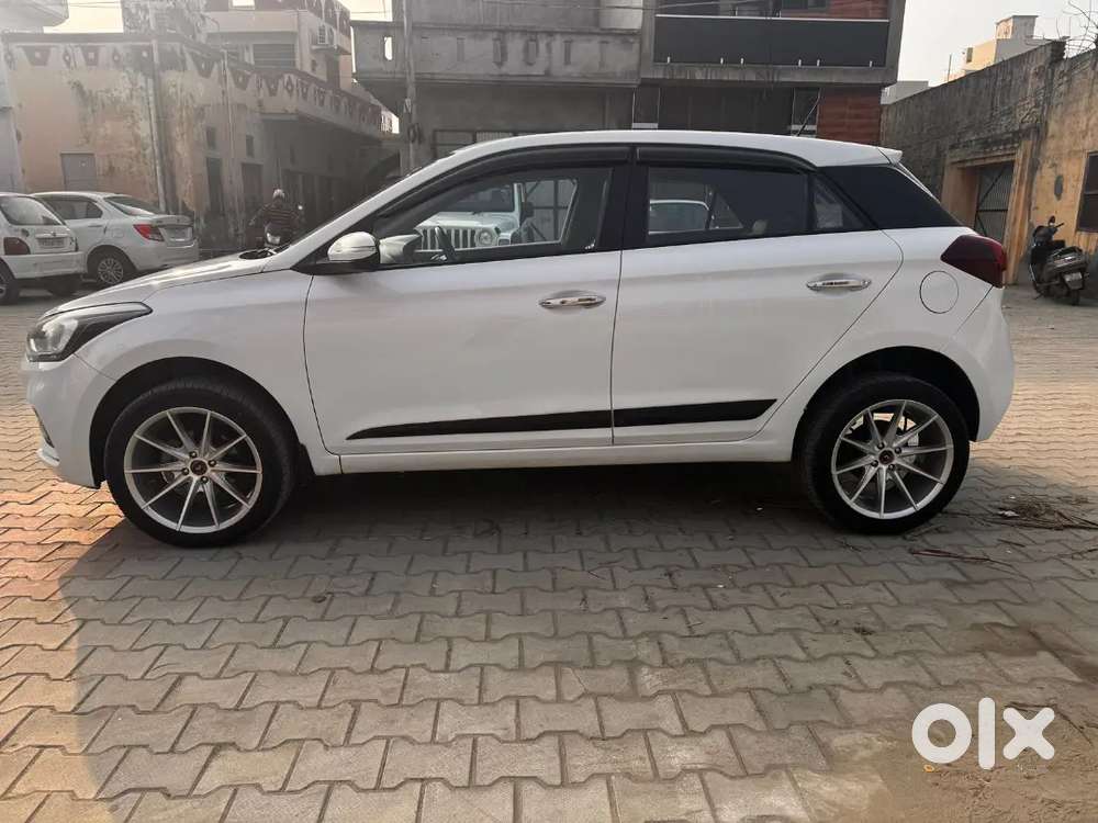 I20 2018 Diesel 132000 Km  Full Insurance Almost New Tayer & Alloys