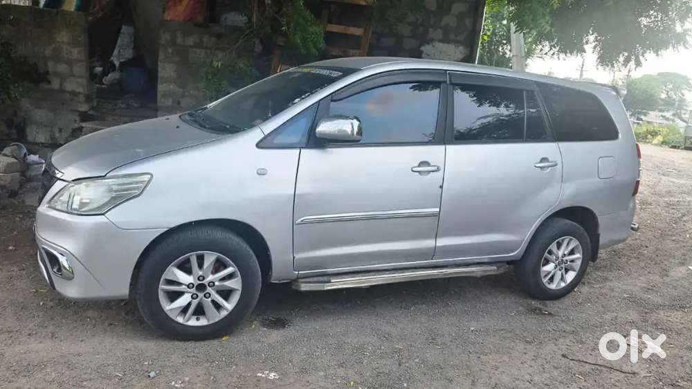 Toyota Innova 2013 Second Hand