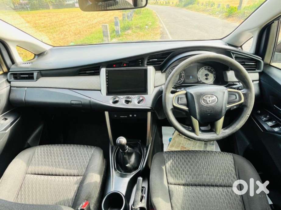 Toyota Innova Crysta 2.4 G Mt 8s, 2017, Diesel