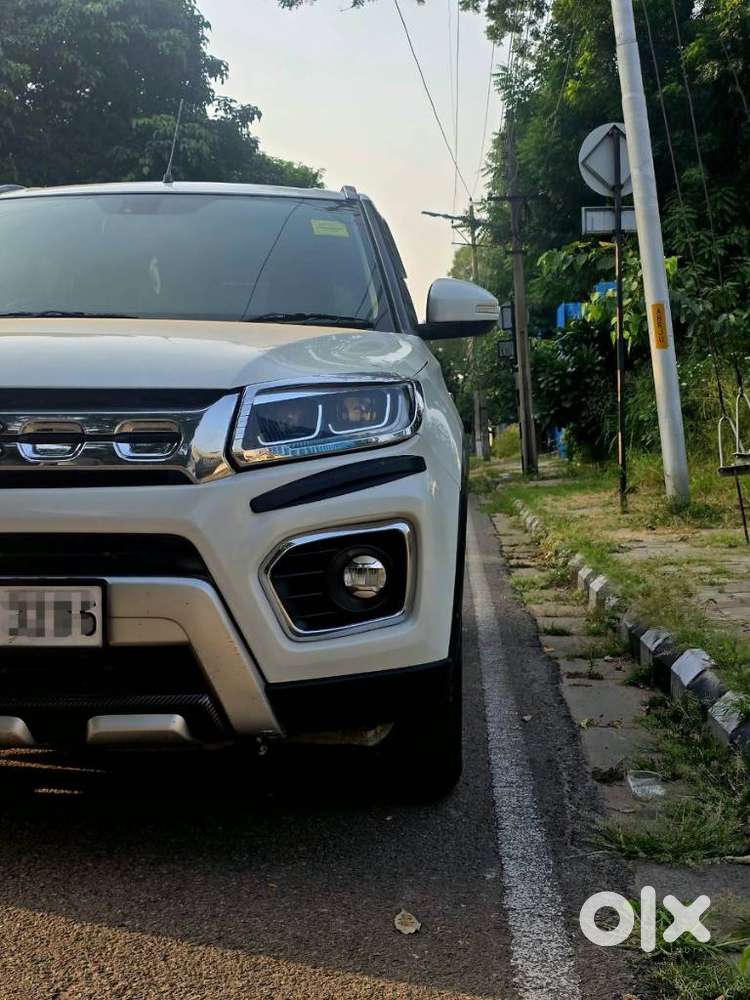 Maruti Suzuki Brezza Zxi Plus Smart Hybrid, 2021, Petrol