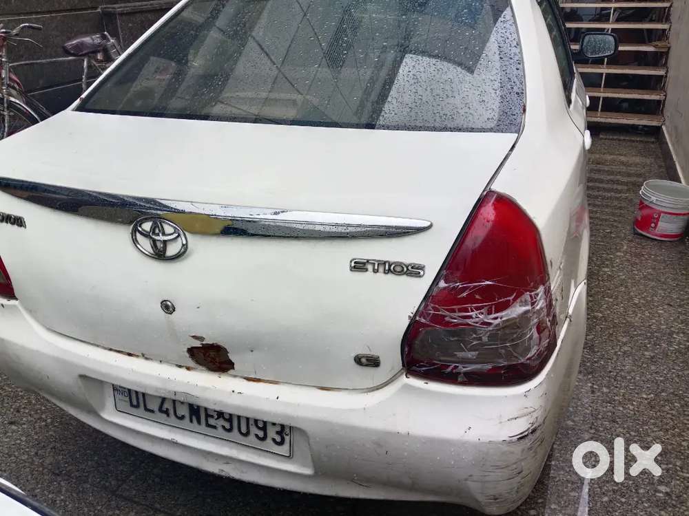 Toyota Etios 2011 Petrol Well Maintained