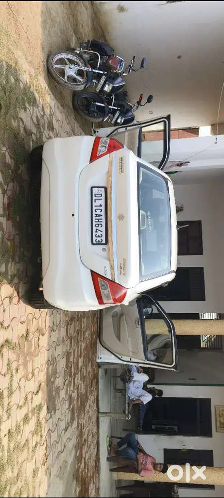Maruti Suzuki Dzire 2016 New Condition  Petrol Cng Pass