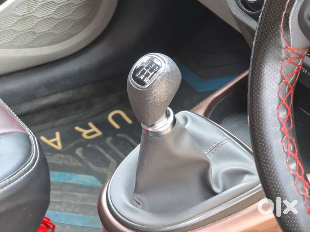 Hyundai Aura 1.2 Sx Cng, 2024, Cng & Hybrids