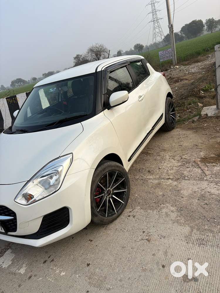 2023 Maruti Swift Vxi Cng Manual Petrol