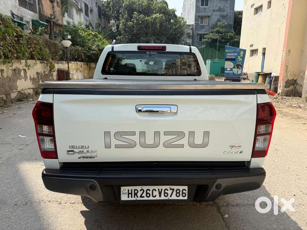 Isuzu D-max V-cross 4x4, 2025, Diesel