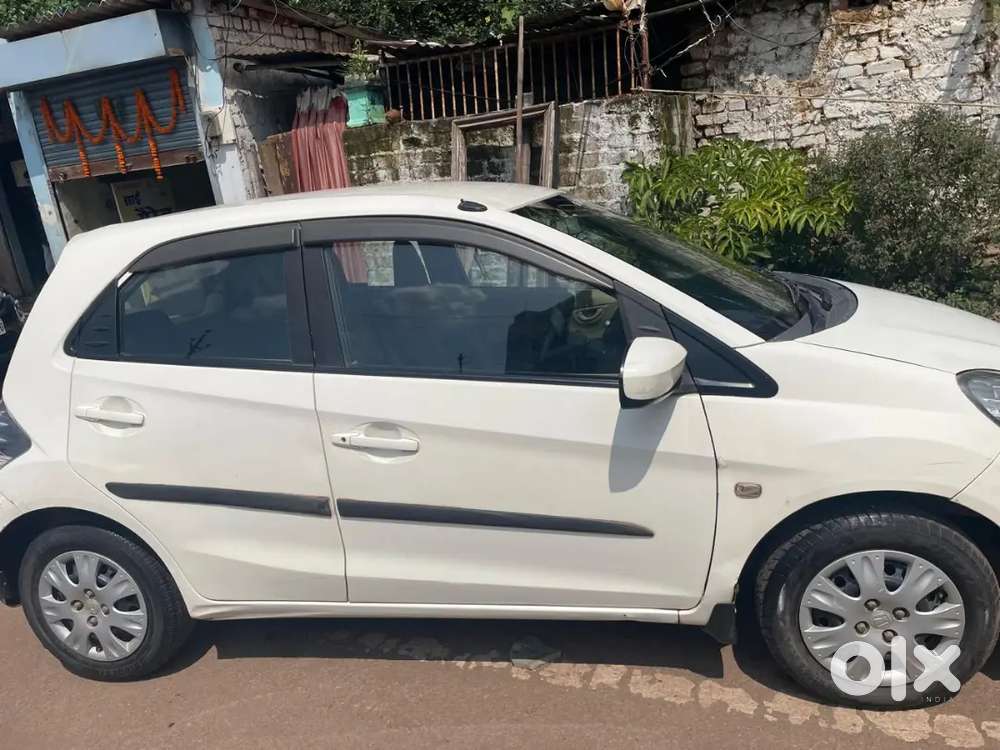 Honda Brio Petrol Mt 2014