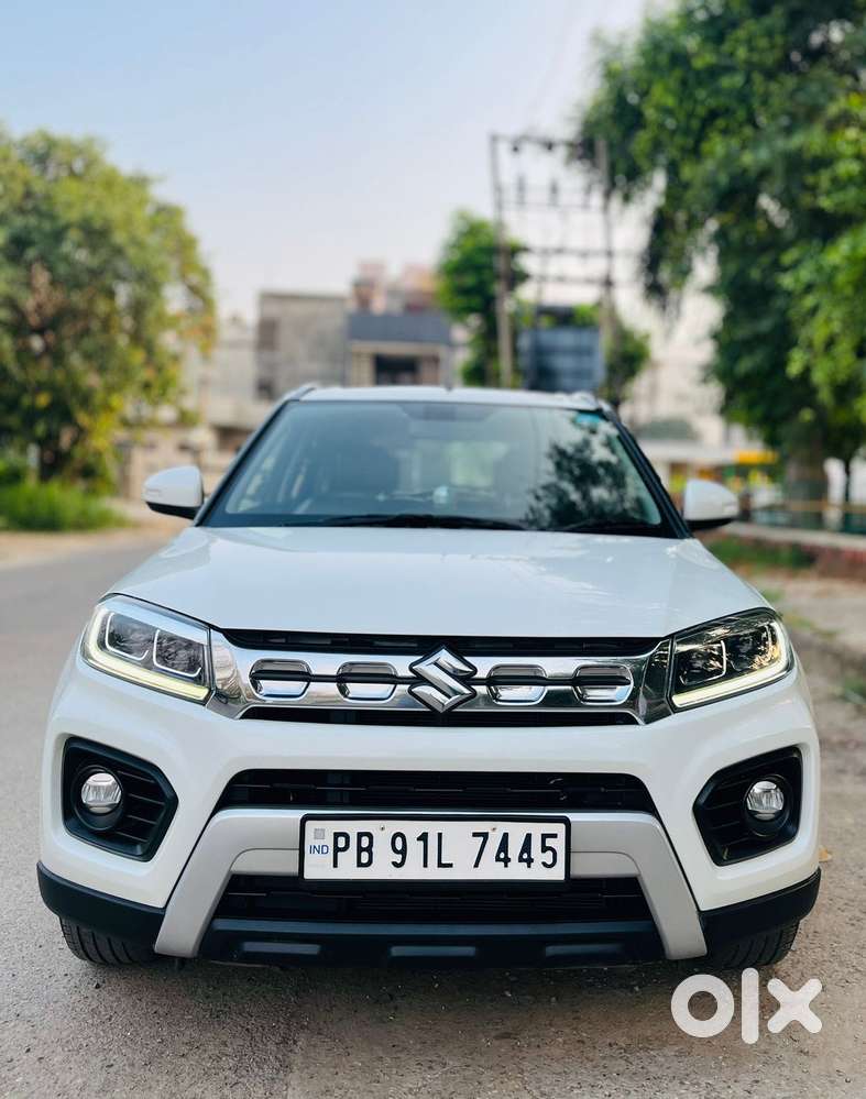 Maruti Suzuki Brezza 1.5 Zxi At Smart Hybrid, 2021, Petrol