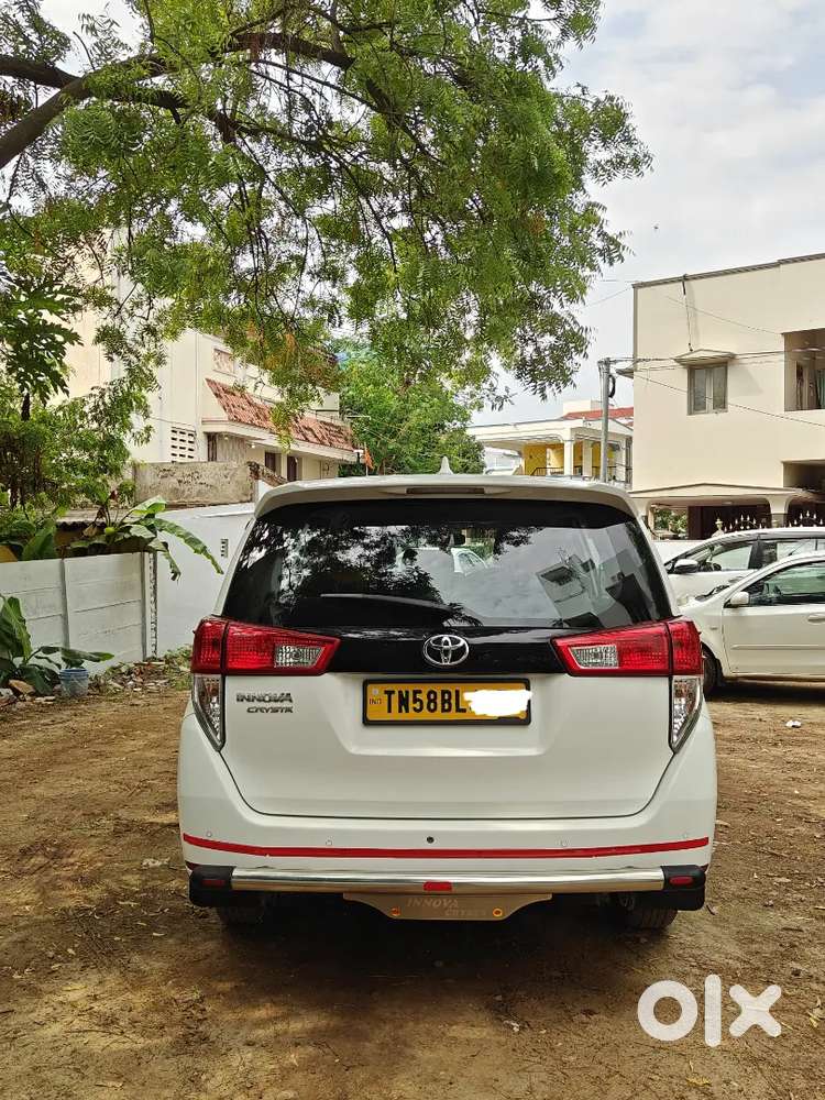 Toyota Innova Crysta 2024 Diesel 96000 Km Driven