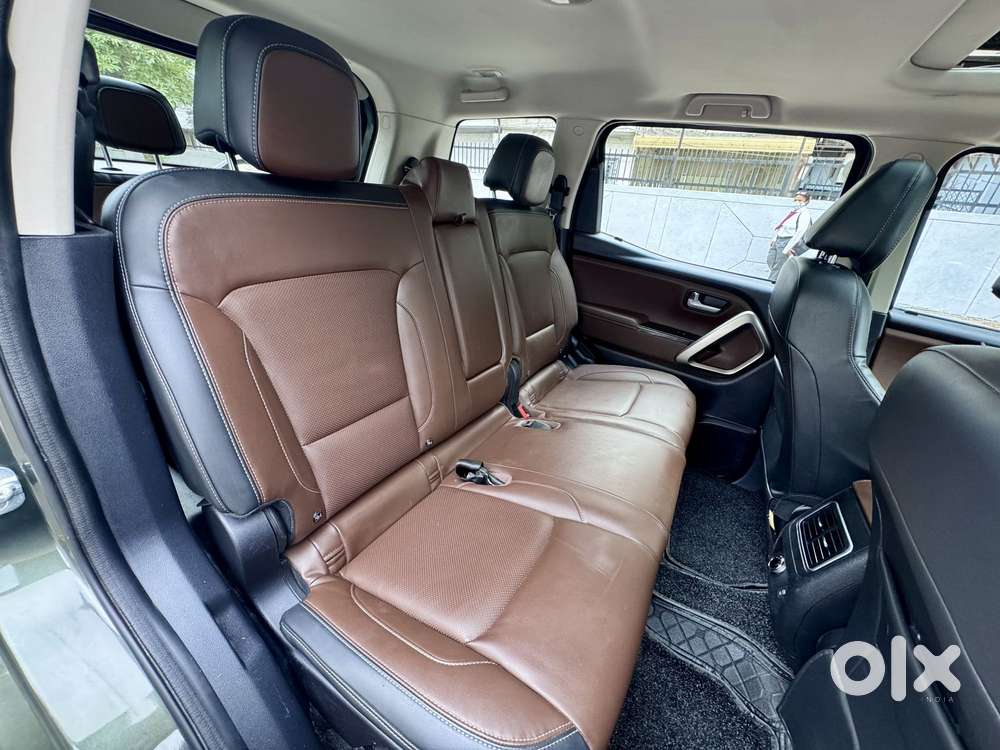 Mahindra Scorpio N Z8 Petrol Mt 7 Str, 2024, Petrol
