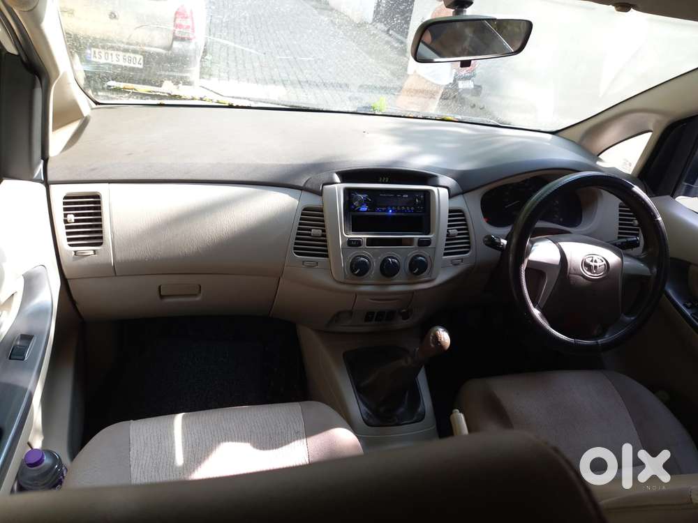 Toyota Innova 2.5 G (diesel) 8 Seater, 2015, Diesel